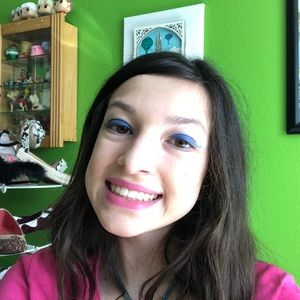 Meet your Posher, Sara